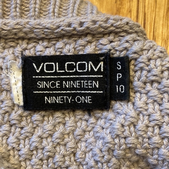 Volcom, Boxy Slightly Cropped. 100% Cotton Sweater, Grey. Sz. S. - Picture 5 of 7